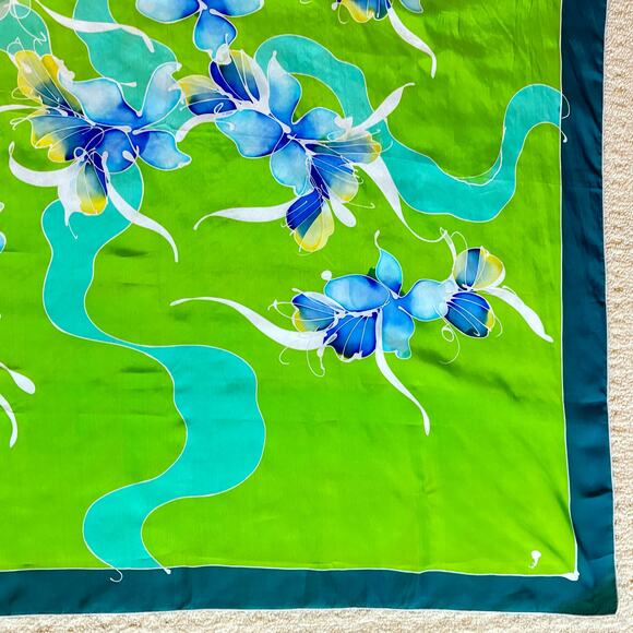 Silky scarf brilliant green & blue floral large square mod art-to-wear vintage - Picture 6 of 8